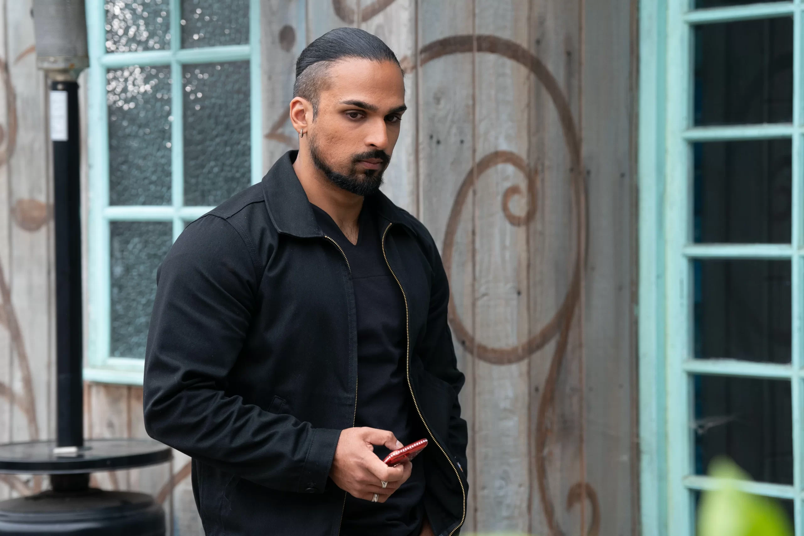 Killers at war! Nicola takes on Ravi as she issues a dark threat in EastEnders