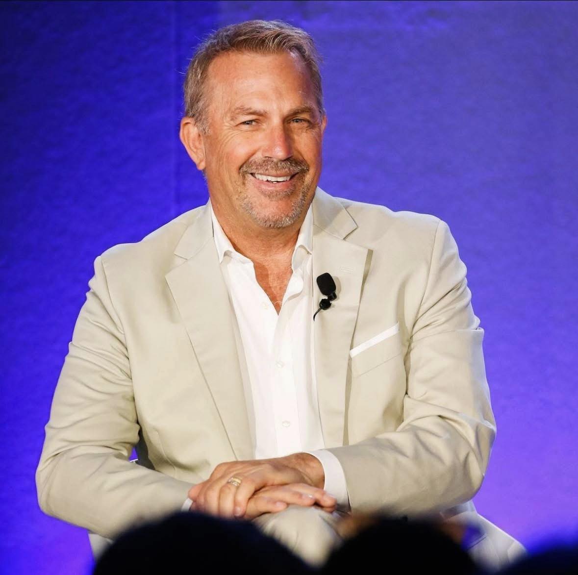 “Sean Connery Didn’t Hold Back: Kevin Costner Opens Up About Intense ‘Untouchables’ Incident”