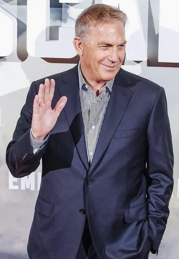 Kevin Costner’s Choice to Date Wealthy Director During Career Struggles Might Be a ‘Happy Coincidence’