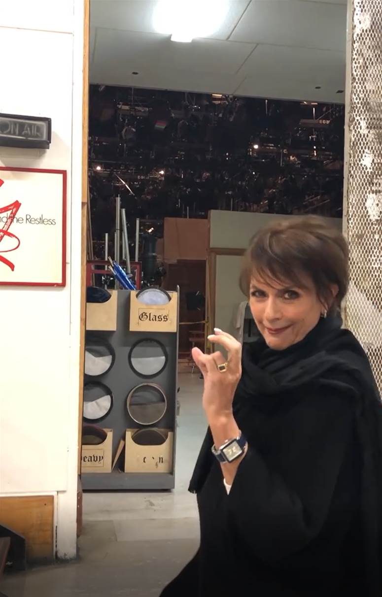 ‘Young and the Restless’ Beloved Cast Exit Confirmed, Head Writer Reveals If She’s Gone for Good 💐