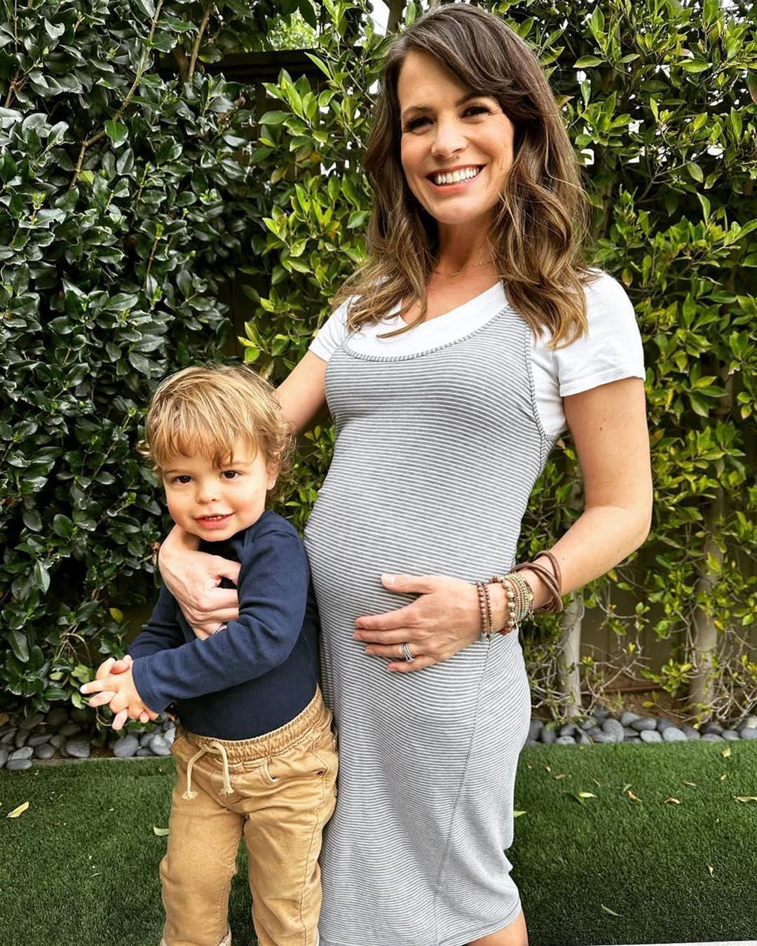 Unexpected Blessing: Melissa Claire Egan and Husband Announce Baby No. 2 with Overflowing Gratitude! 🥰🎈