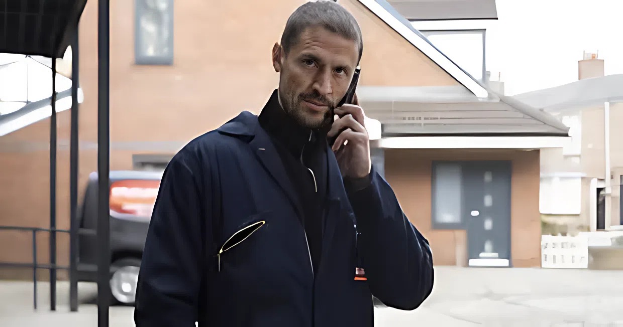 Kit gets the last laugh in new Coronation Street video as Carl seethes