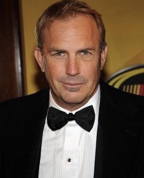Kevin Costner Was First Pick for Apollo 13 Role Tom Hanks Took