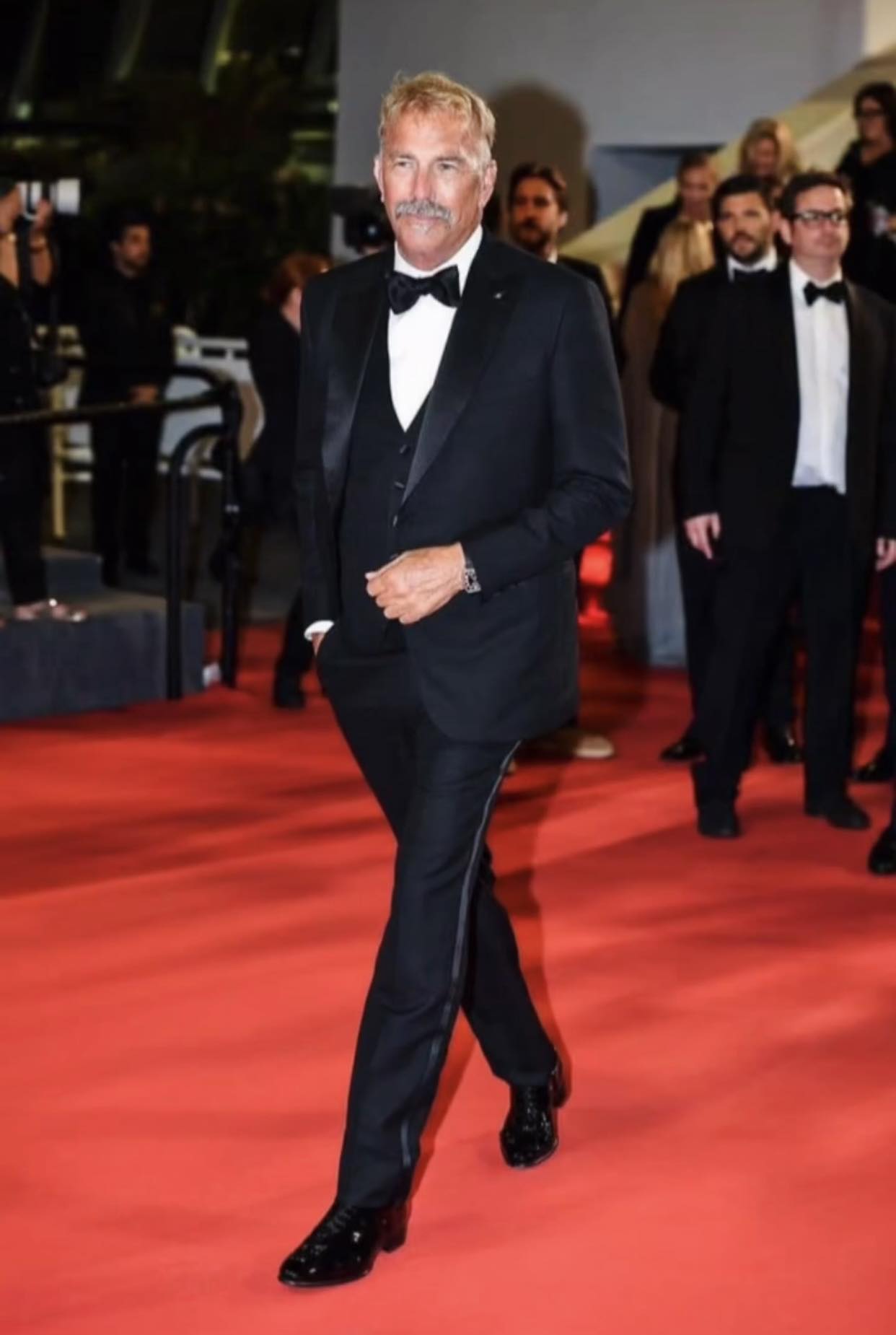 “What Happened to That Standing Ovation?” – Kevin Costner’s Worst Nightmare Comes True for Horizon Saga Despite 7-Minute Applause at Cannes