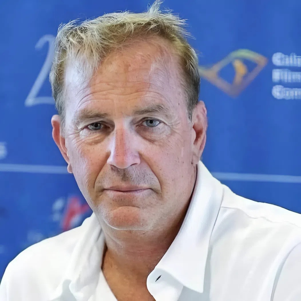 Kevin Costner starts serious relationship after Jewel breakup?