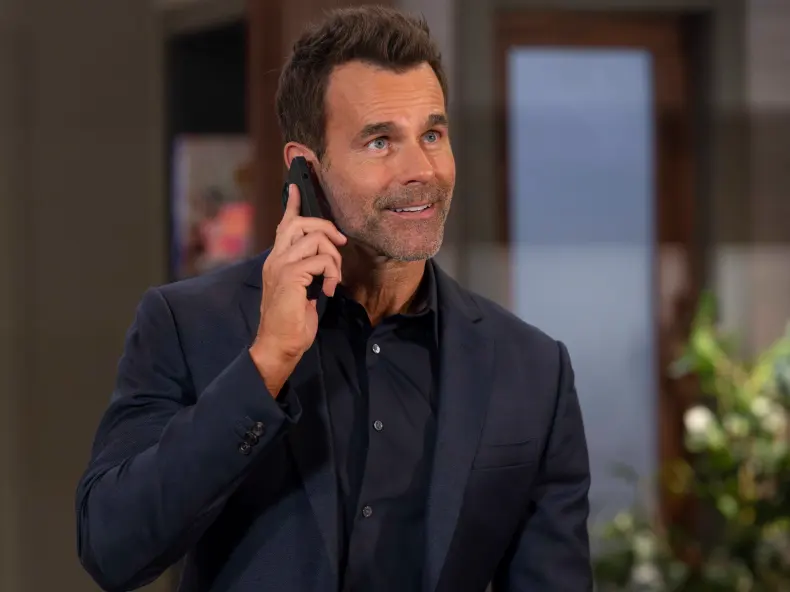 “Cameron Mathison of General Hospital reveals that Drew will gradually assume Sonny’s role, and suggests that Sidwell’s downfall is imminent!”