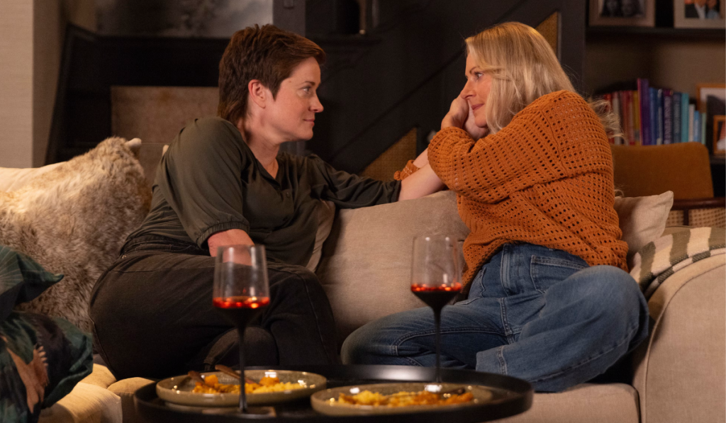 WIFE WARS! Becky Plays Dirty as Carla Returns to No.6 in Coronation Street