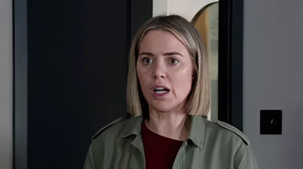 New Coronation Street mystery as Toyah sparks interest of unexpected resident
