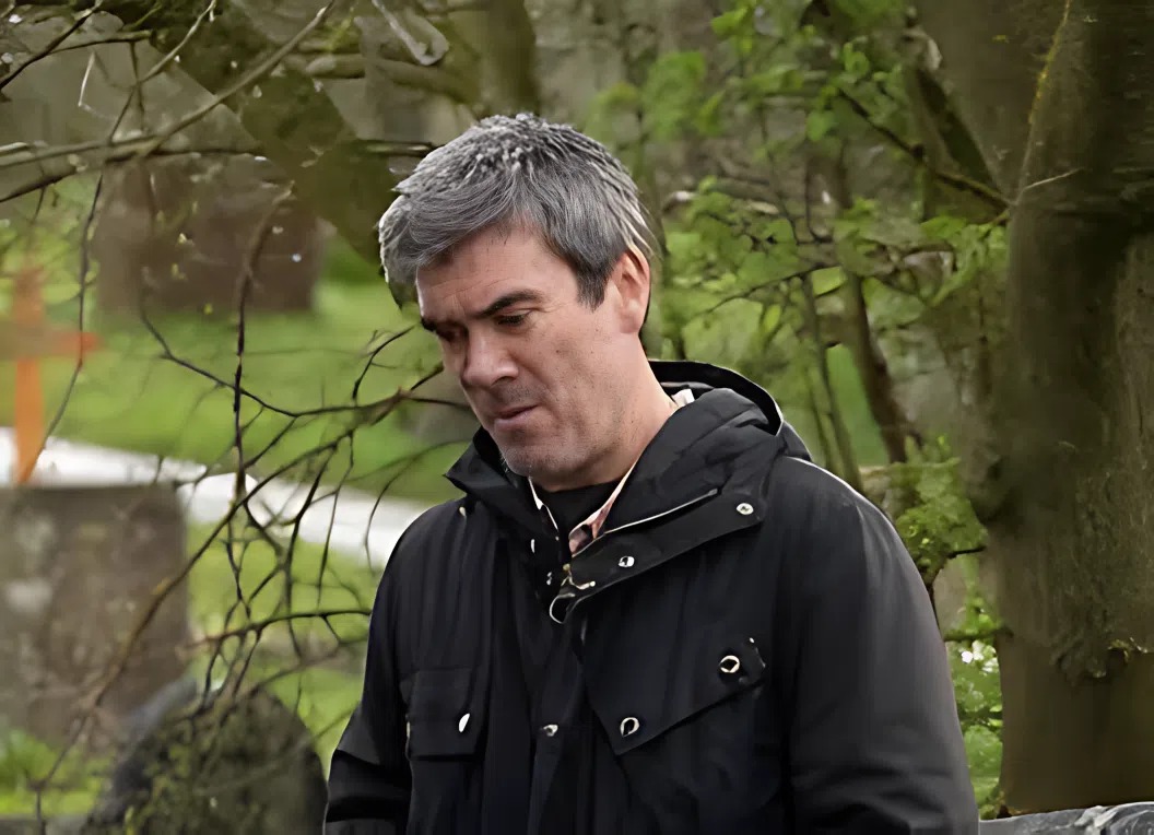 Fresh John fears in Emmerdale as Cain returns from his search in quite a state