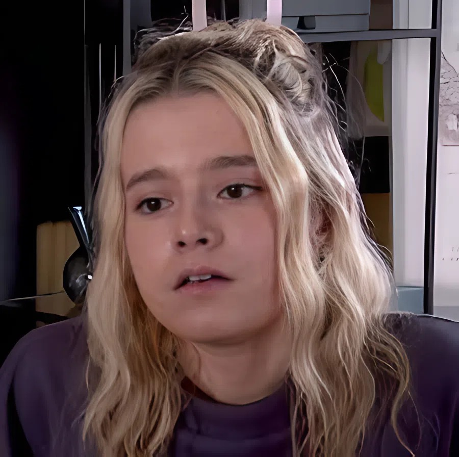 All 25 Coronation Street pictures for next week as Betsy is threatened