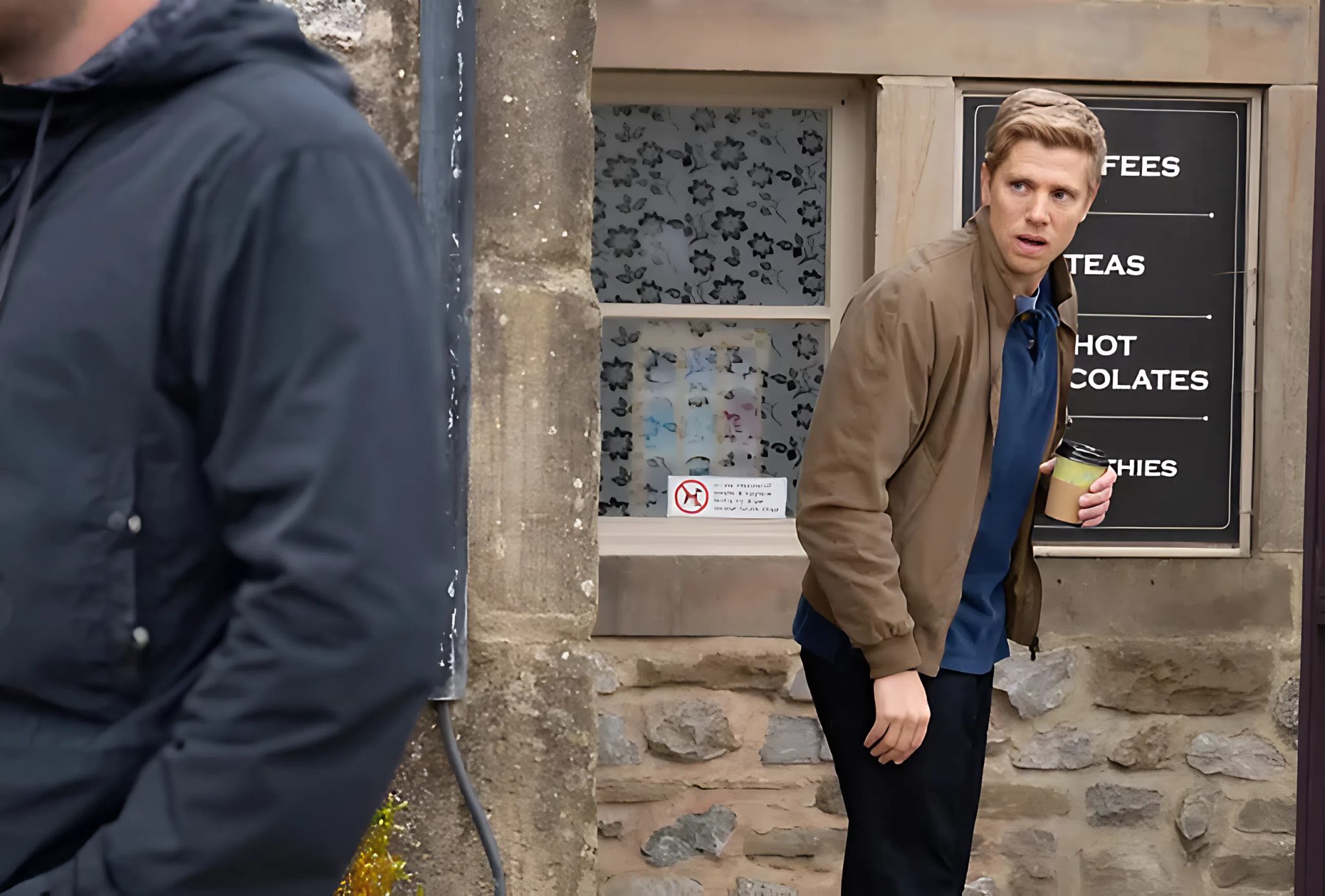 Robert lies to Kev in Emmerdale ITVX release ahead of betrayal discovery