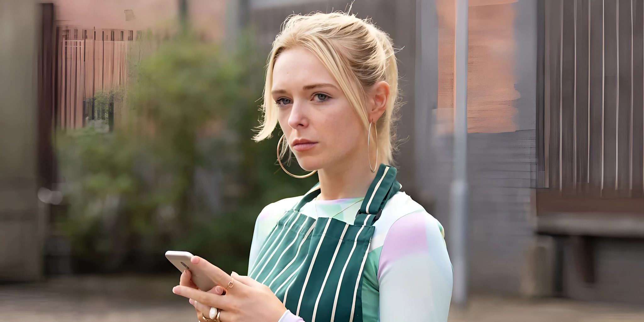 Coronation Street video sees newcomer Maggie uncover major information
