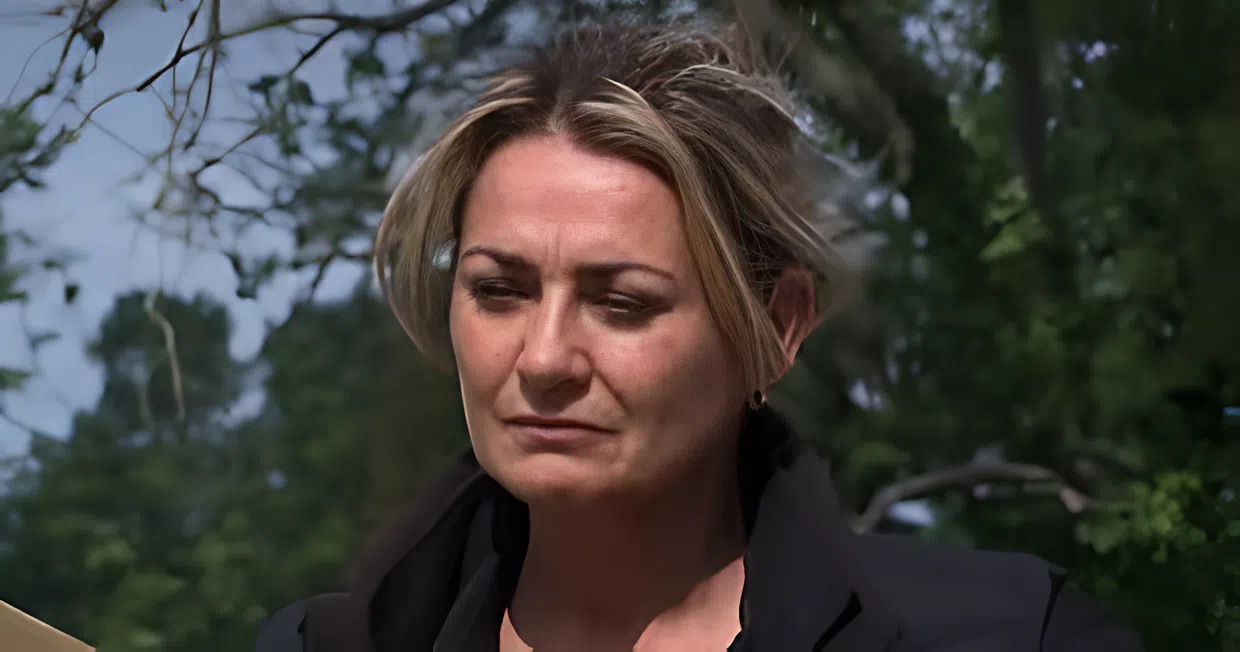 Emmerdale star celebrates new era and thanks legend for making it happen