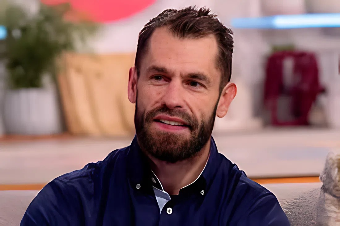 Former Emmerdale Star Kelvin Fletcher Crowns The Dingle Family!